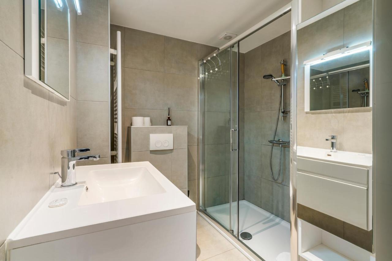 Appartement Retro Woning Te Centrum Oostende, 5min De Kust