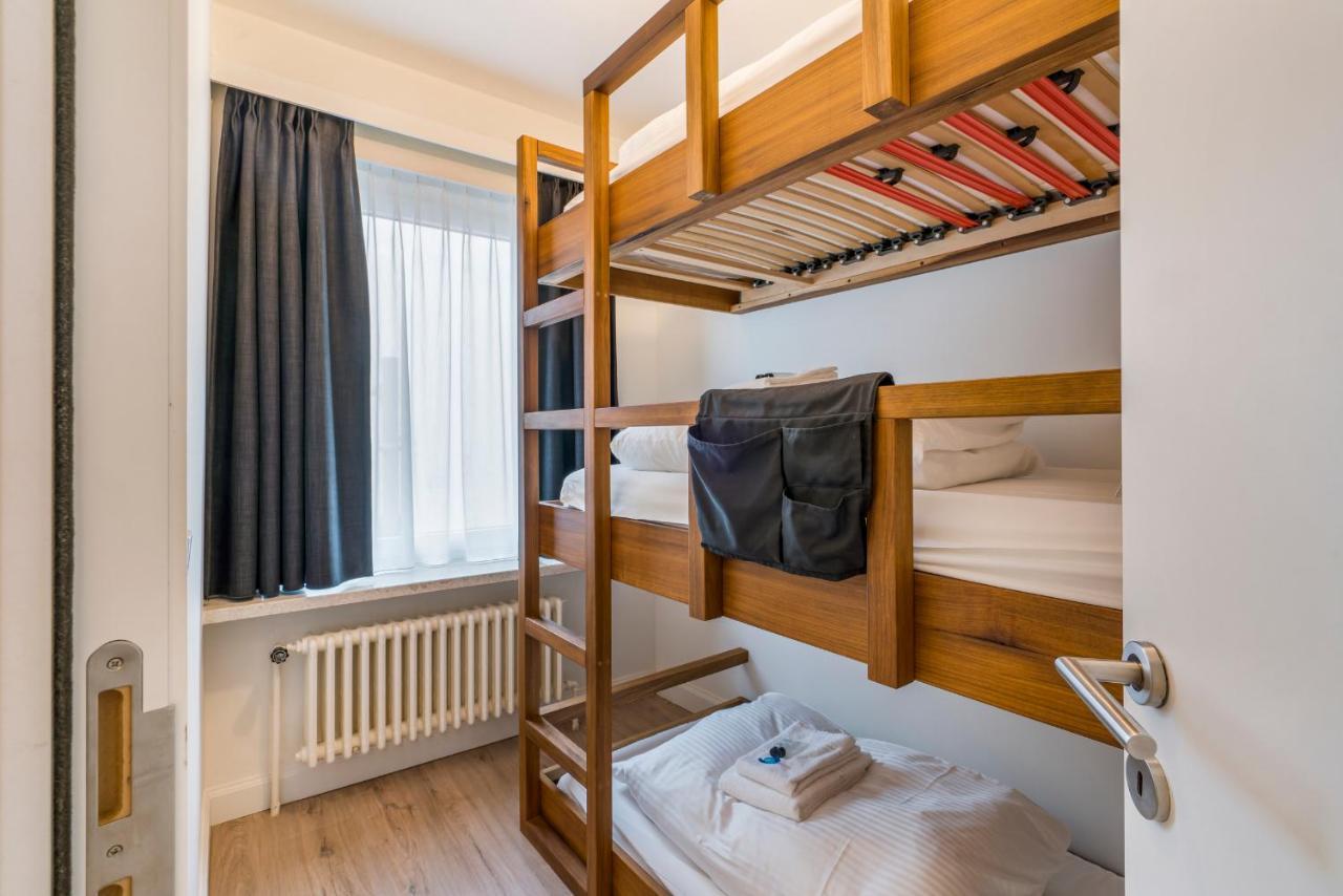 Appartement Retro Woning Te Centrum Oostende, 5min De Kust Oostende
